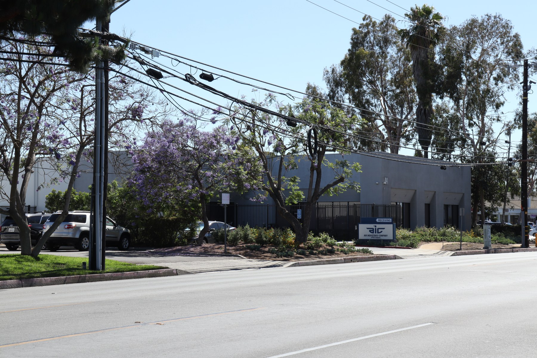 Air Industries receiving building at 7040 Lampson Avenue in Garden Grove, photographed in 2021